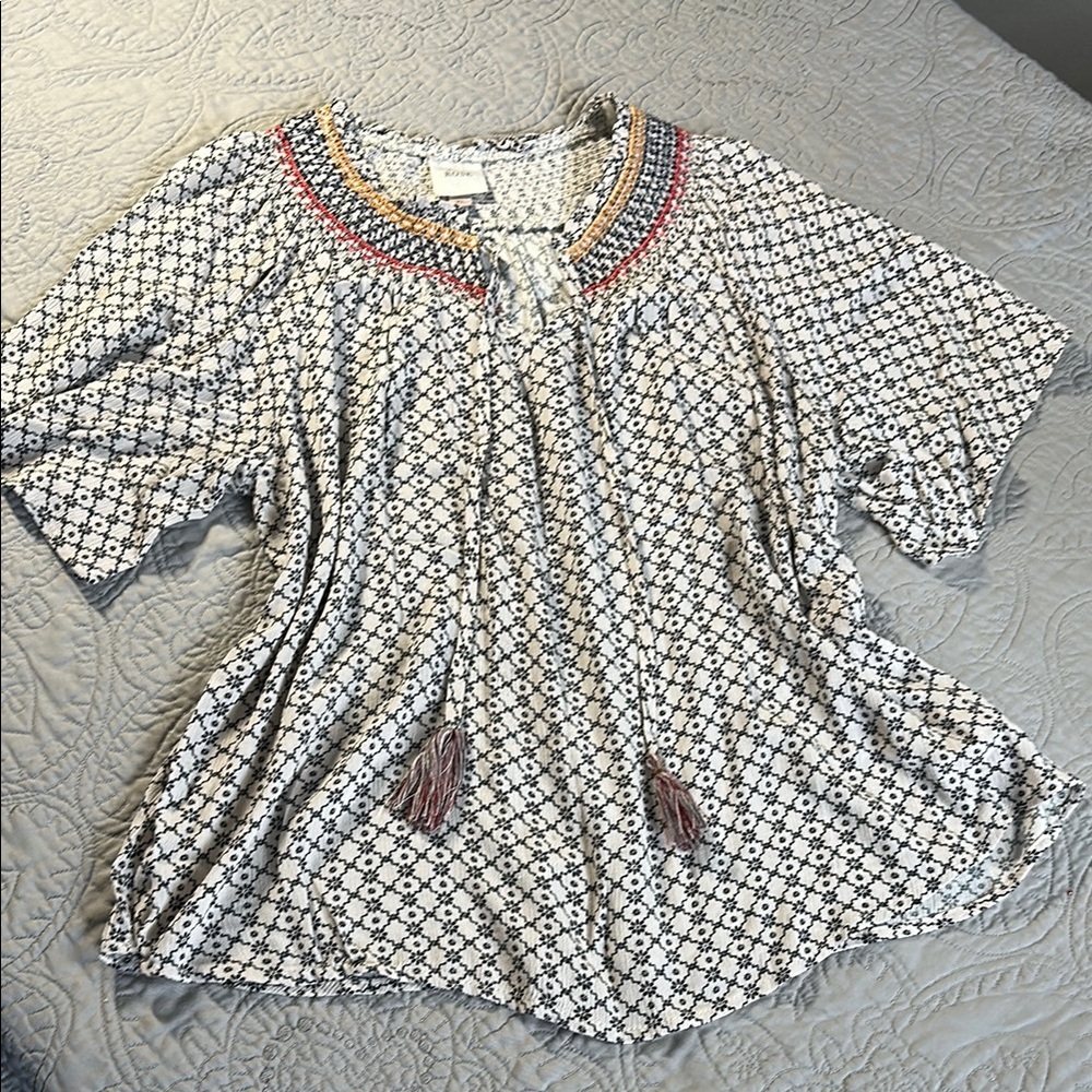 Knox Rose Gray and White Embellished Blouse with Bib Collar
